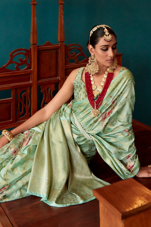 Load image into Gallery viewer, Dazzling Green Soft Banarasi Silk Saree With Mesmerising Blouse Piece
