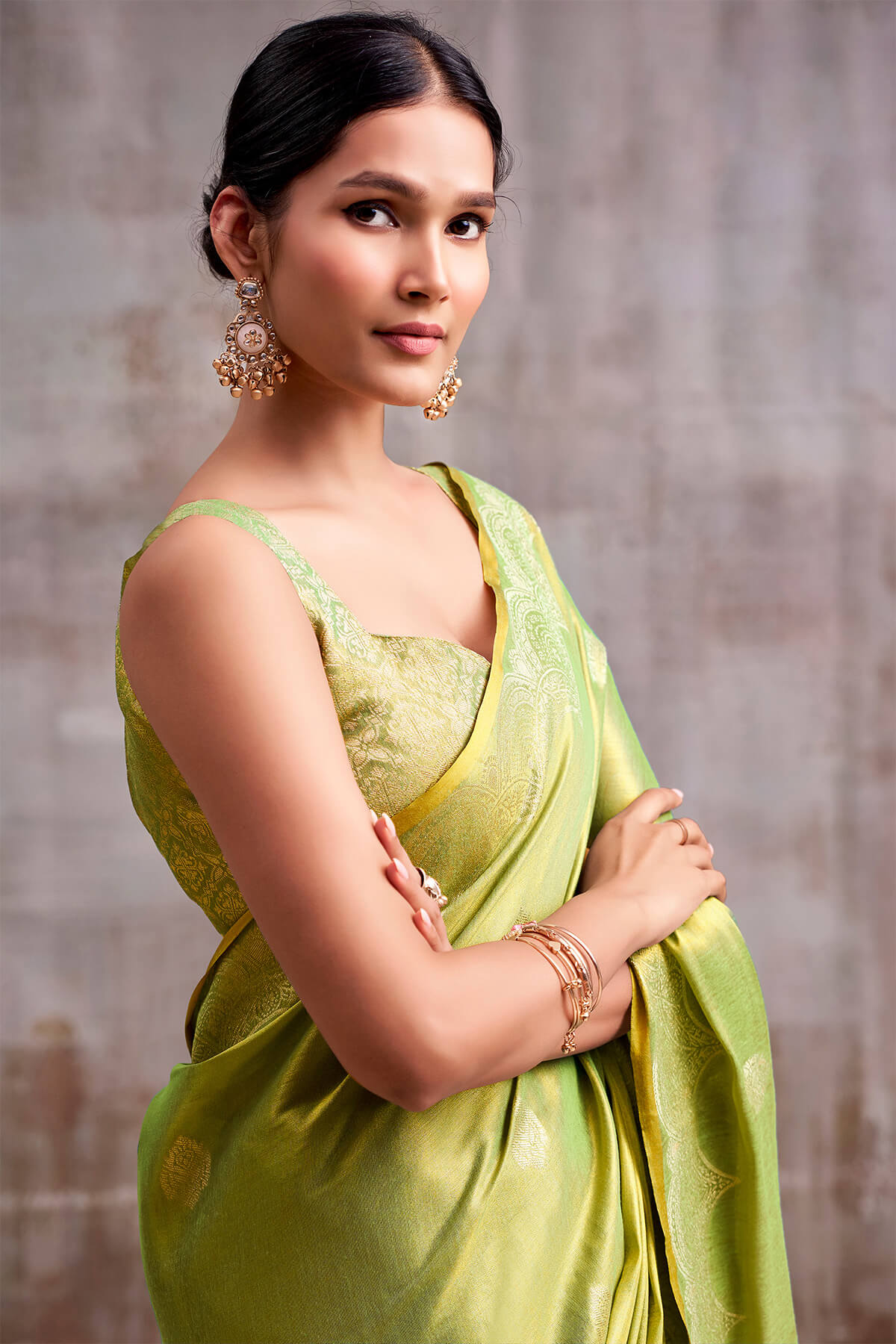 Gorgeous Green Banarasi Tissue Silk Saree With Improbable Blouse Piece