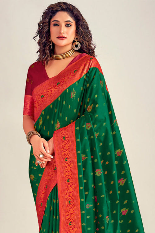 Load image into Gallery viewer, Effulgent Dark Green Soft Banarasi Silk Saree With Luminous Blouse Piece
