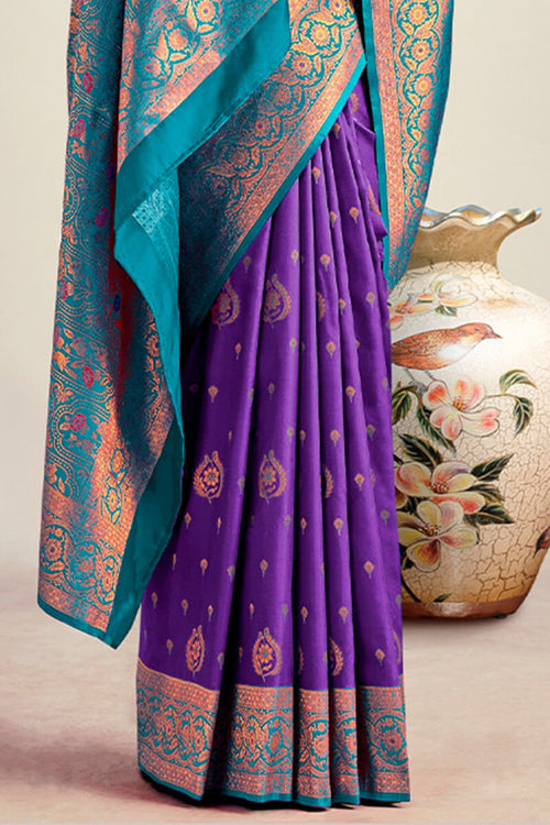 Load image into Gallery viewer, Mesmeric Purple Soft Banarasi Silk Saree With Twirling Blouse Piece
