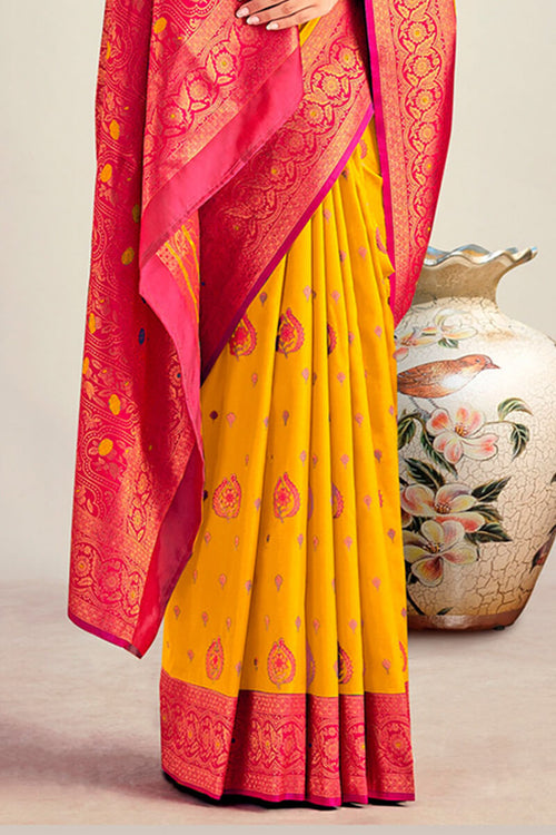 Load image into Gallery viewer, Beleaguer Yellow Soft Banarasi Silk Saree With Elision Blouse Piece
