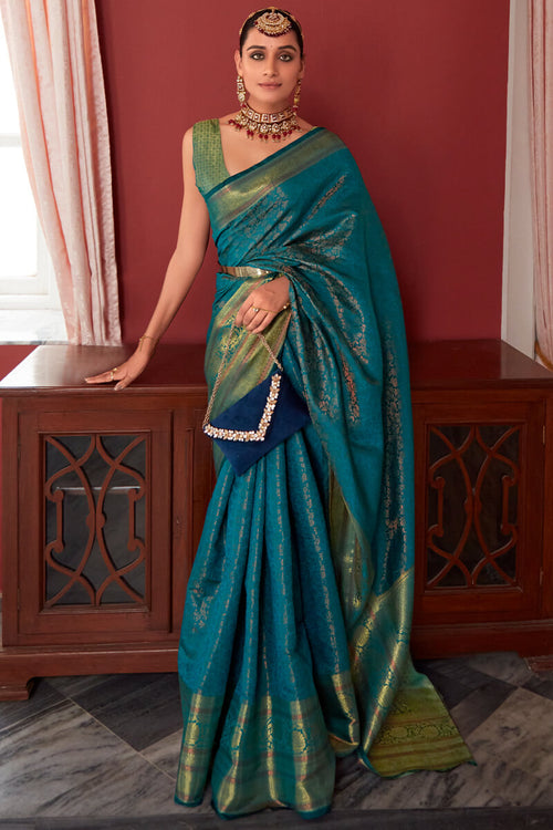 Load image into Gallery viewer, Ravishing Rama Kanjivaram Silk Saree With Flameboyant Blouse Piece
