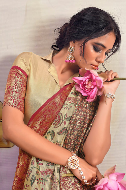 Load image into Gallery viewer, Mesmeric Beige Kalamkari Printed Saree With Ravishing Blouse Piece
