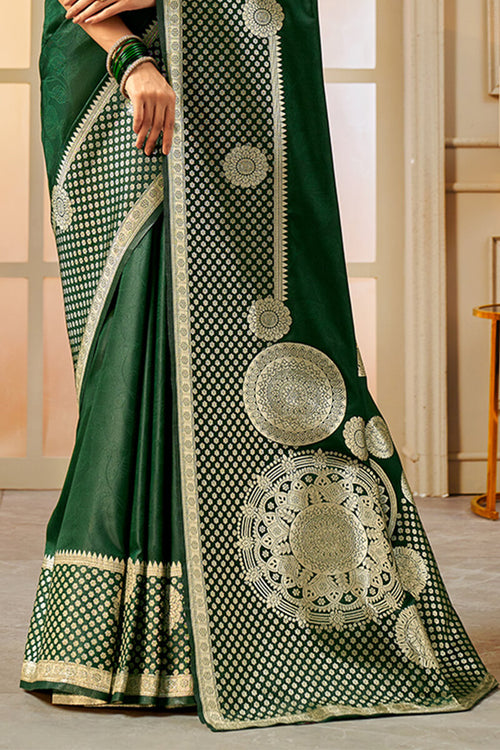 Load image into Gallery viewer, Bewitching Dark Green Soft Banarasi Silk Saree With Desultory Blouse Piece
