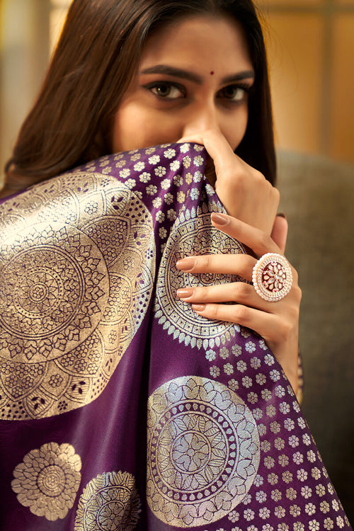 Load image into Gallery viewer, Bucolic Purple Soft Banarasi Silk Saree With Embrocation Blouse Piece
