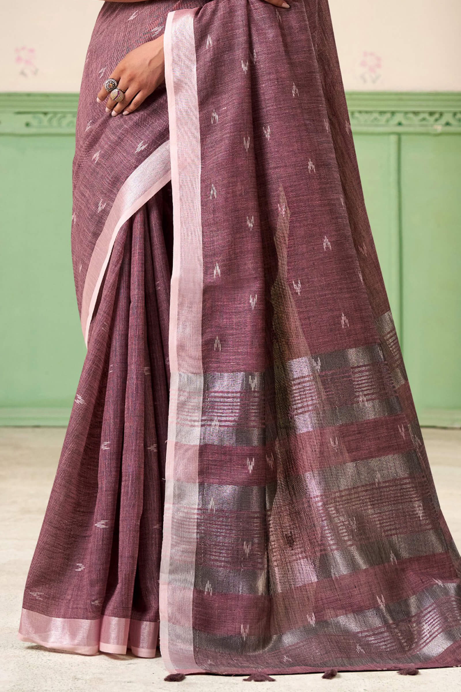 Gorgeous Lavender Cotton Silk Saree With Profuse Blouse Piece