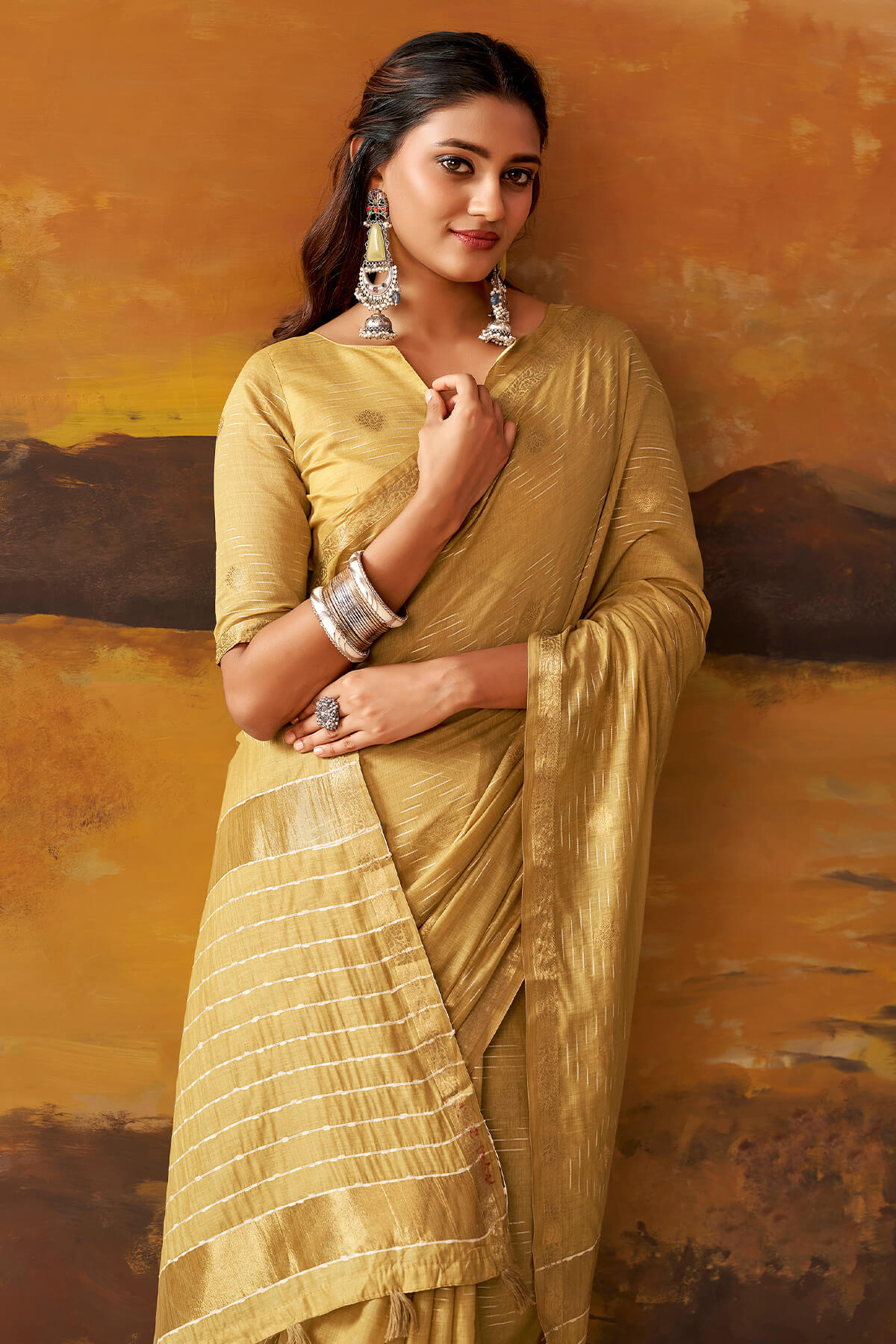 Tremendous Beige Cotton Silk Saree With Stunner Blouse Piece