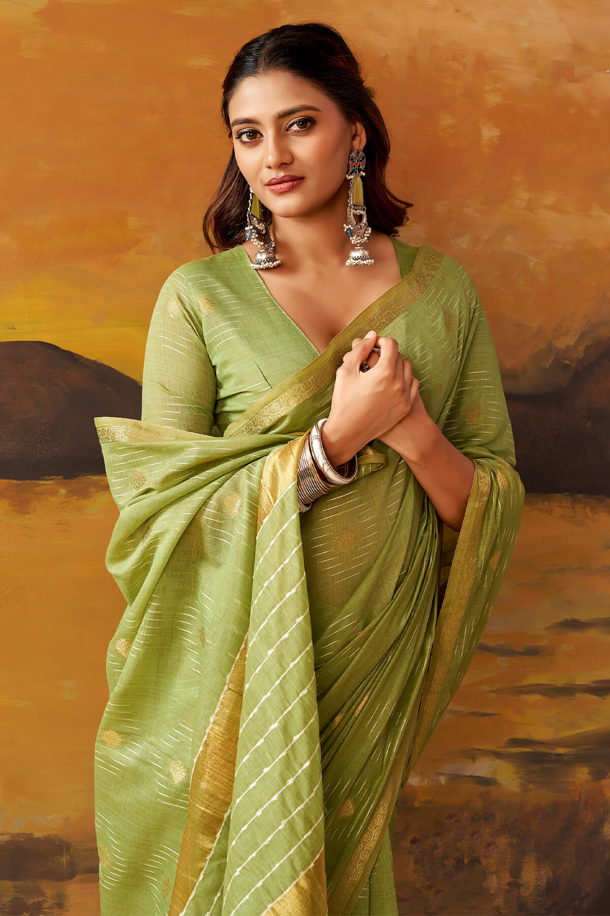 Delectable Green Cotton Silk Saree With Elaborate Blouse Piece