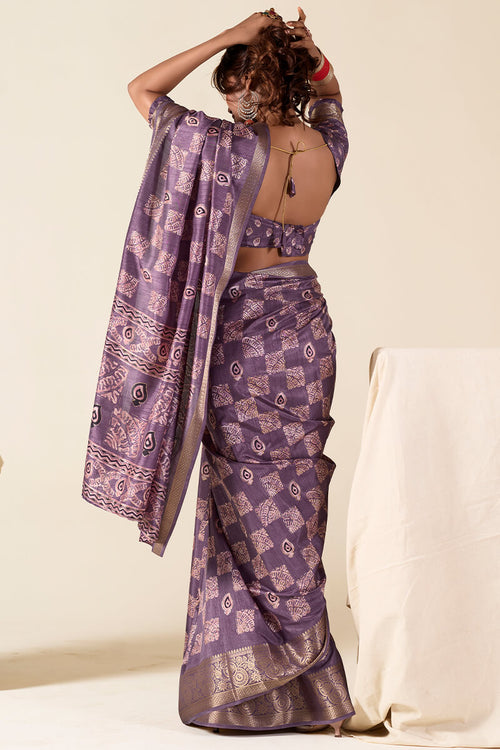 Load image into Gallery viewer, Lissome Purple Foil Printed Dola Silk Saree With Redolent Blouse Piece
