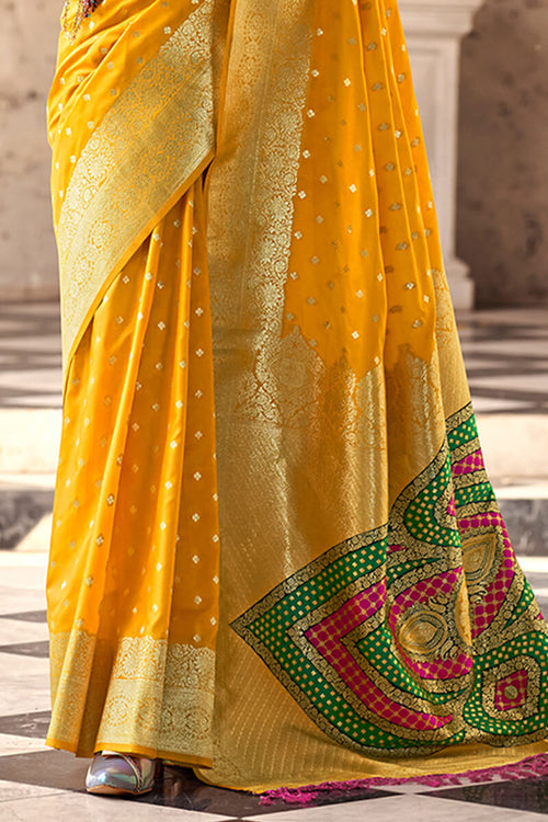 Load image into Gallery viewer, Inspiring Yellow Soft Banarasi Silk Saree With Admirable Blouse Piece
