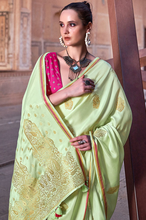 Load image into Gallery viewer, Lagniappe Green Soft Banarasi Silk Saree With Lissome Blouse Piece
