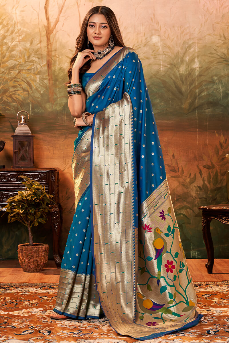 Flameboyant Blue Paithani Silk Saree With Bewitching Blouse Piece