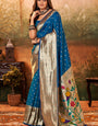 Flameboyant Blue Paithani Silk Saree With Bewitching Blouse Piece