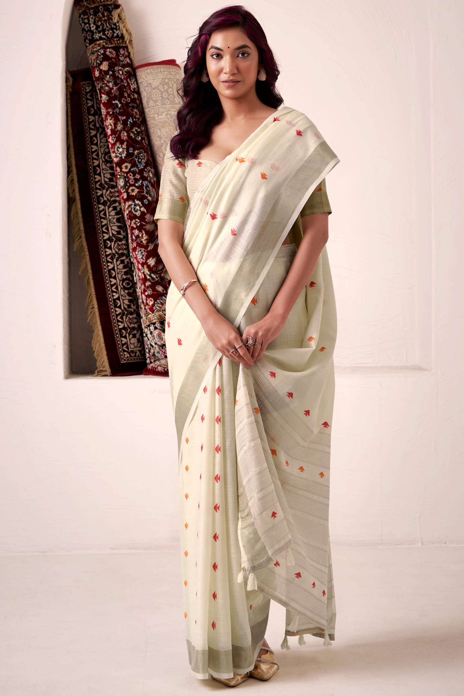 Super Extravagant Beige Cotton Silk Saree With Amazing Blouse Piece