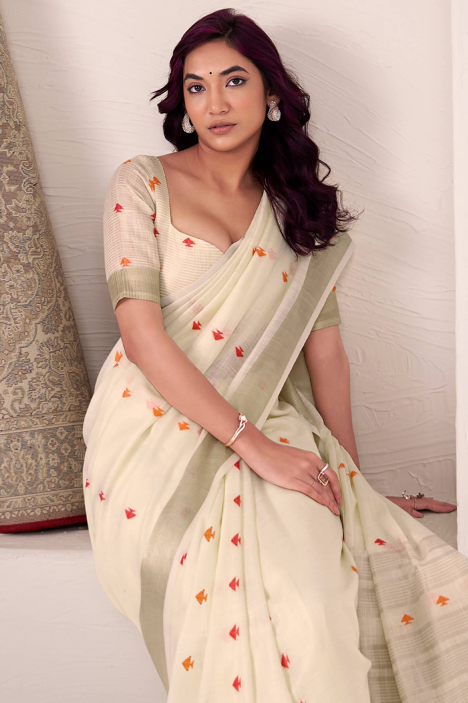 Super Extravagant Beige Cotton Silk Saree With Amazing Blouse Piece