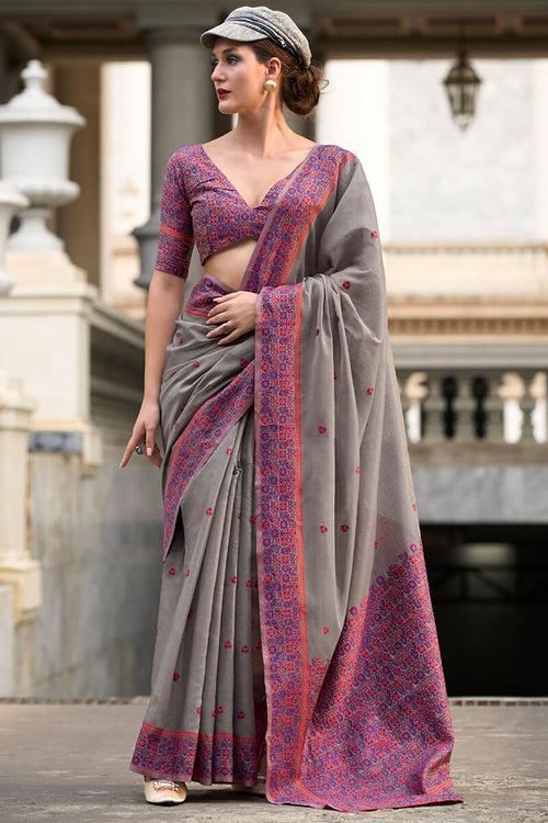 Load image into Gallery viewer, Pulsating Grey Cotton Silk Saree With Vivacious Blouse Piece
