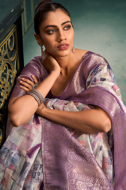 Load image into Gallery viewer, Phenomenal Lavender Digital Printed Cotton Silk Saree With Attractive Blouse Piece
