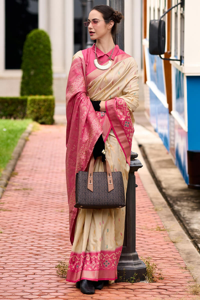 Beleaguer Beige Soft Banarasi Silk Saree With Moiety Blouse Piece