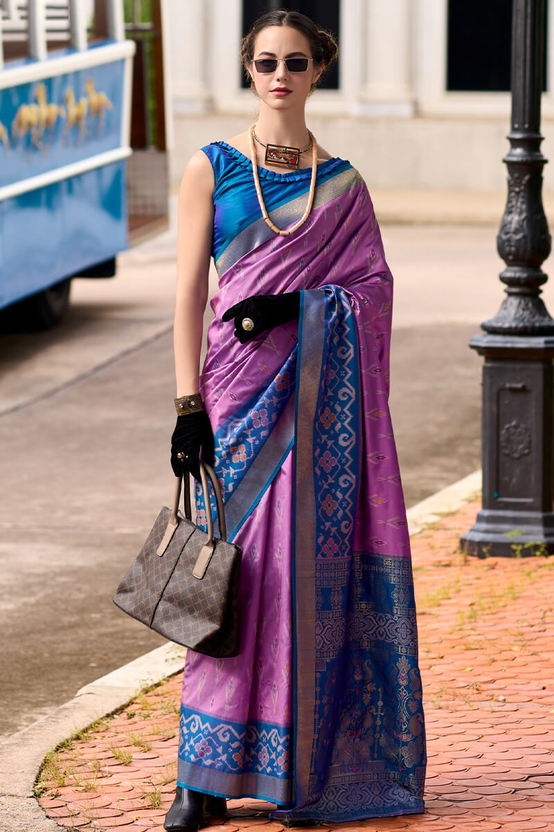 Scintilla Lavender Soft Banarasi Silk Saree With Magnetic Blouse Piece