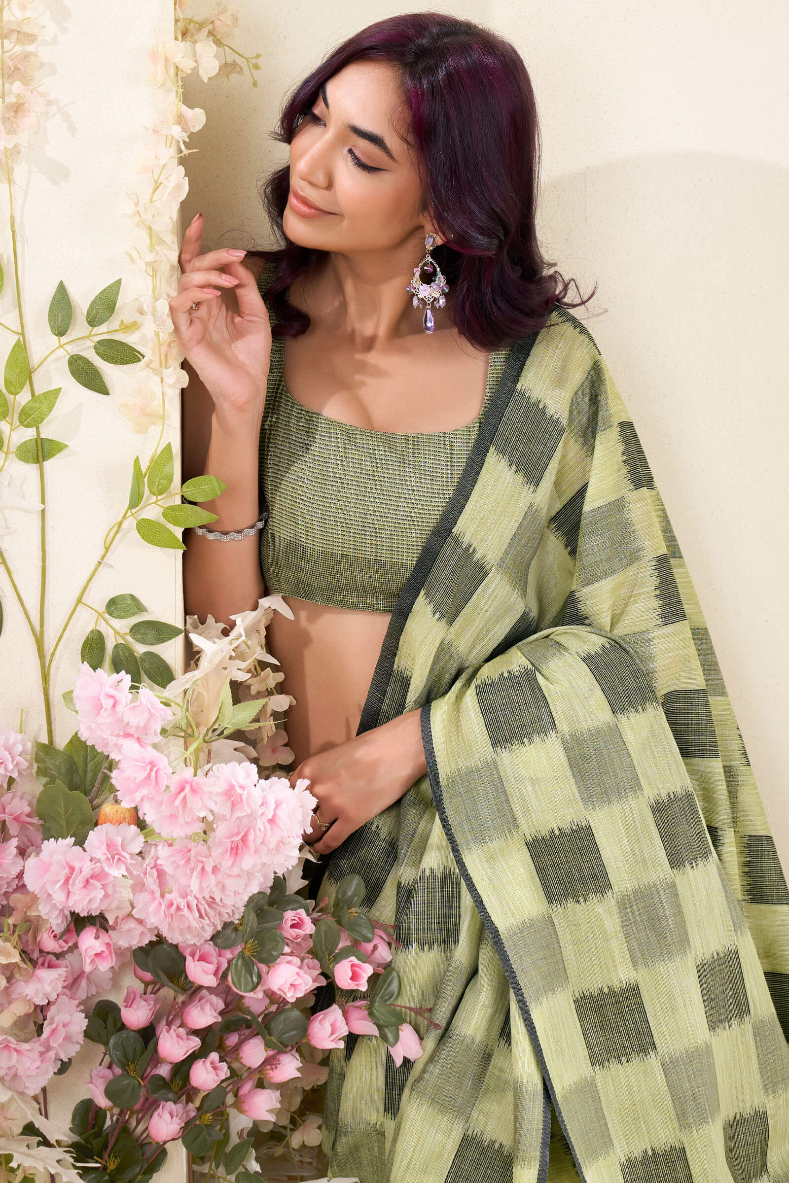 Stylish Green Cotton Silk Saree With Innovative Blouse Piece