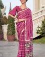 Sonorous Dark Pink Printed Mul Cotton Saree With Verdant Blouse Piece