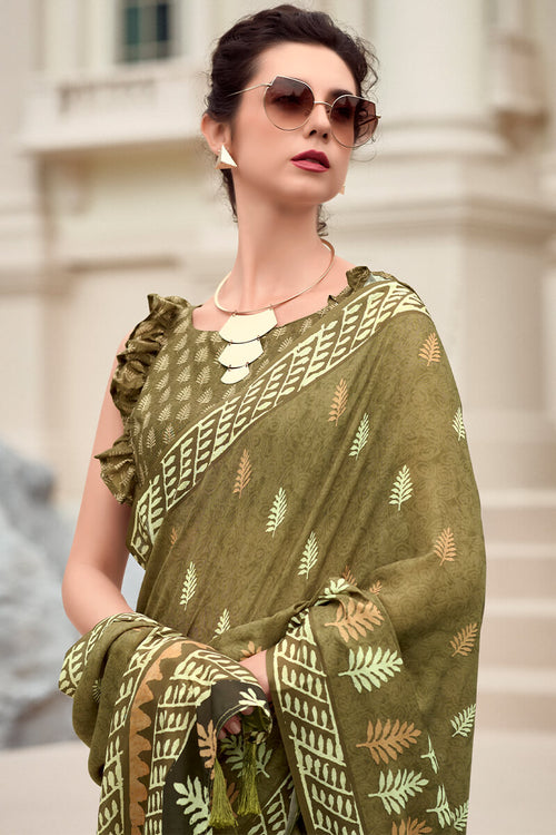 Load image into Gallery viewer, Evanescent Mehndi Printed Mul Cotton Saree With Serendipity Blouse Piece
