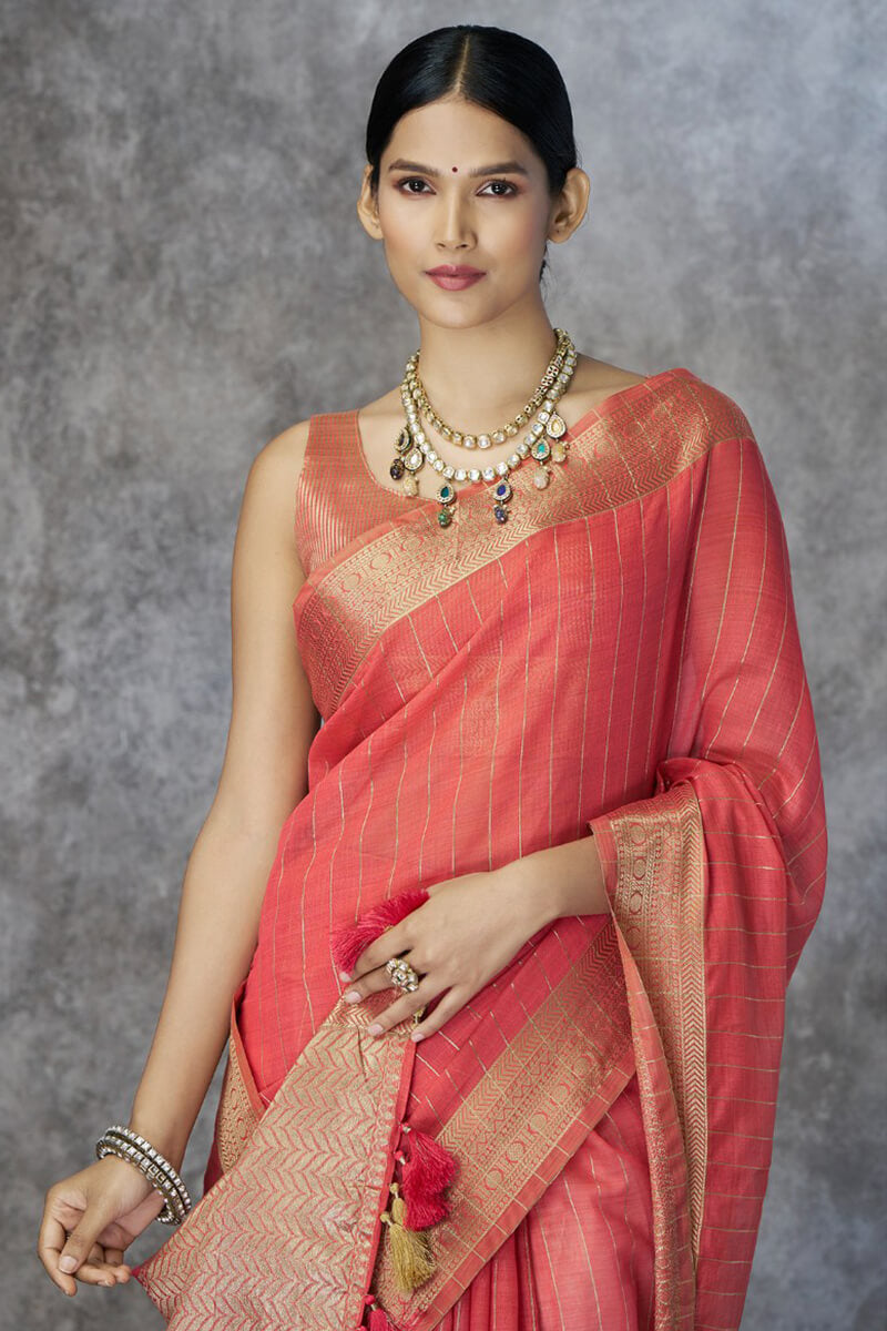 Proficient Red Cotton Silk Saree With Improbable Blouse Piece