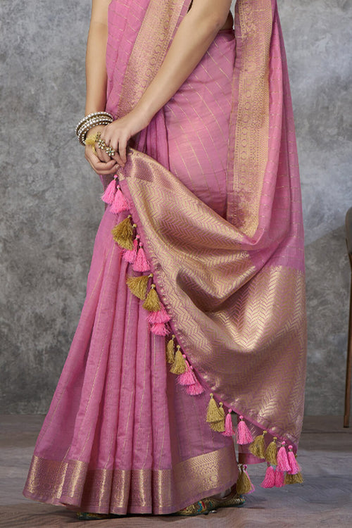 Load image into Gallery viewer, Engaging Pink Cotton Silk Saree With Petrichor Blouse Piece
