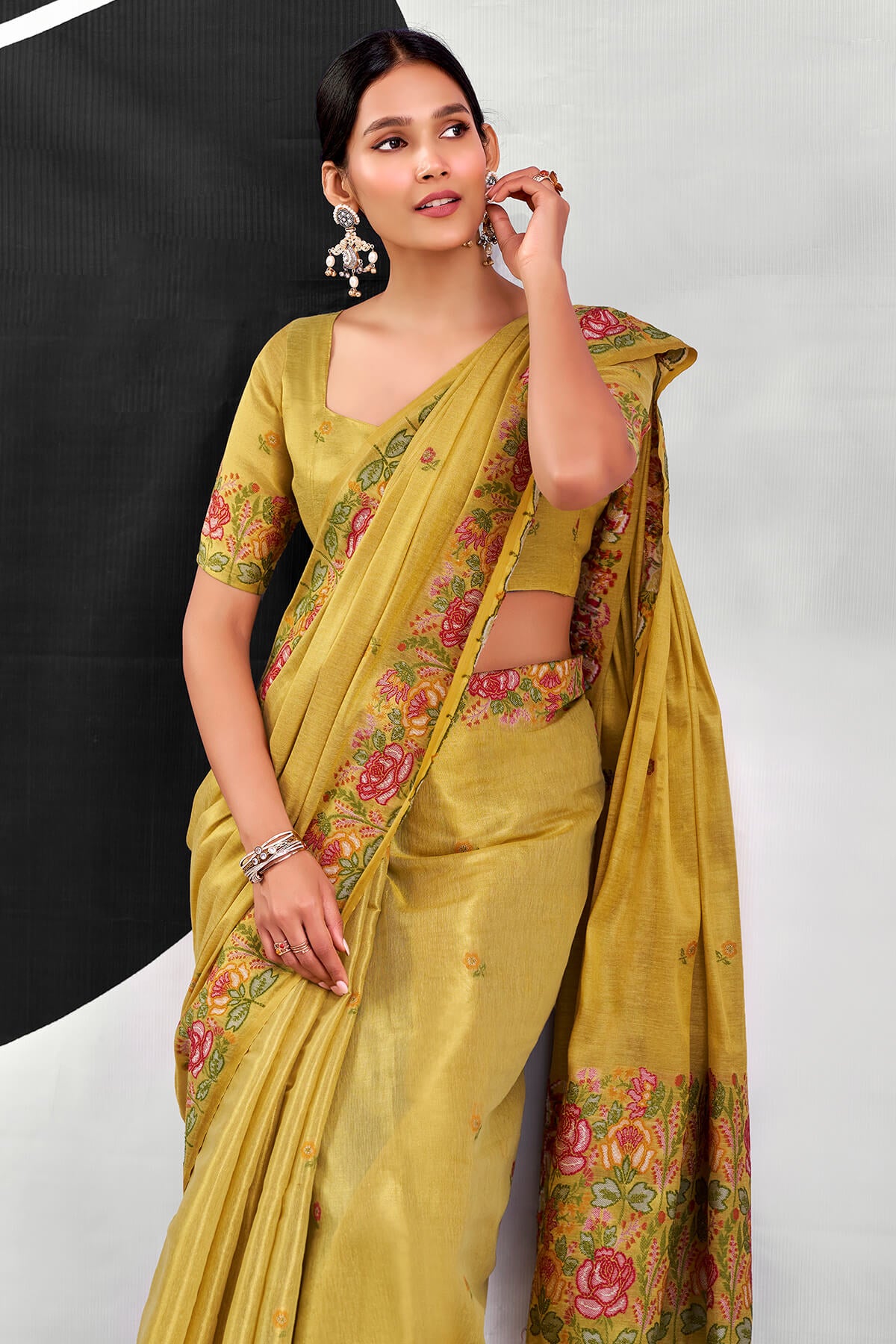 Excellent Yellow Banarasi Tissue Silk Saree With Alluring Blouse Piece