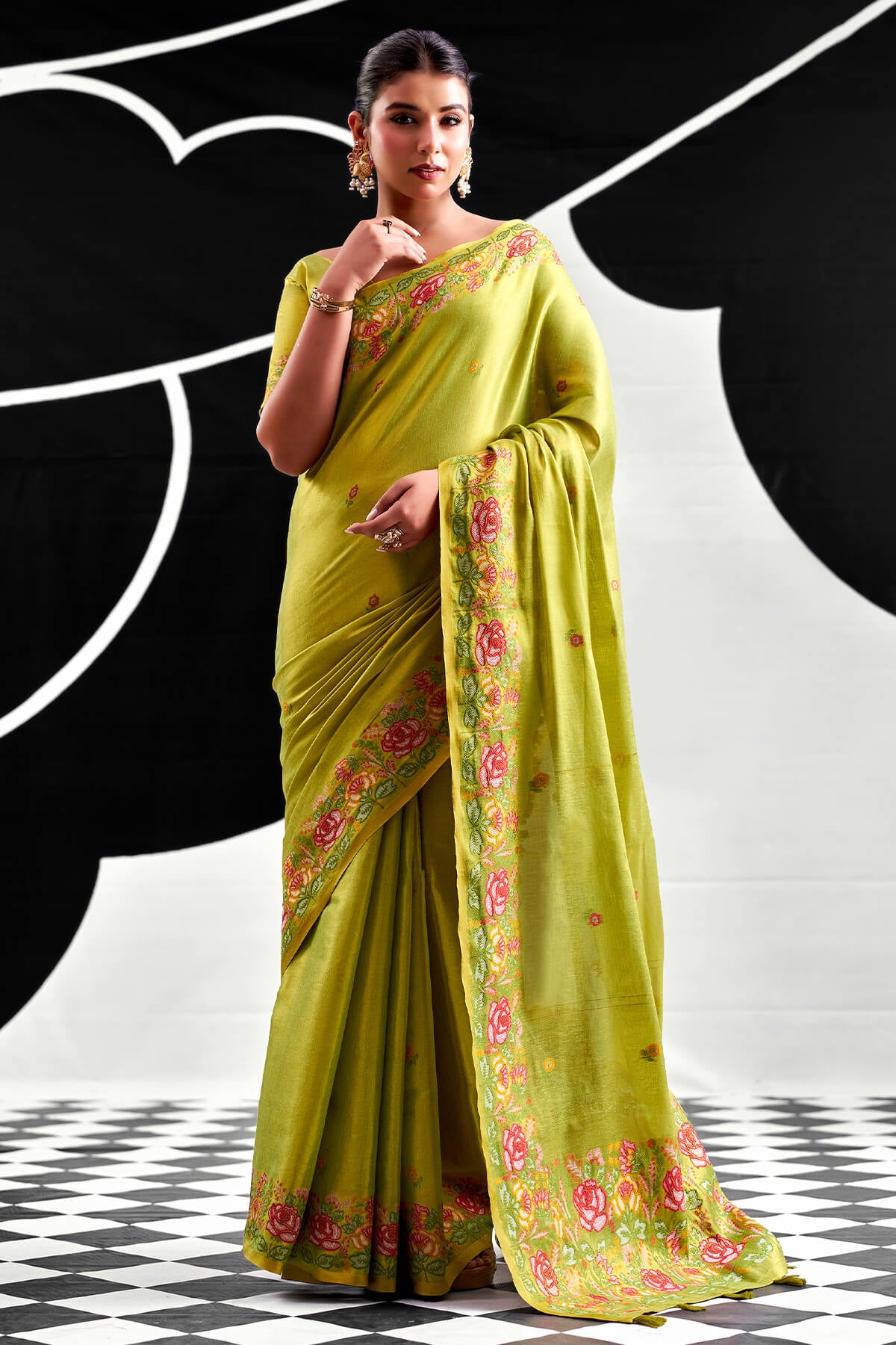 Verdant Green Banarasi Tissue Silk Saree With Glowing Blouse Piece
