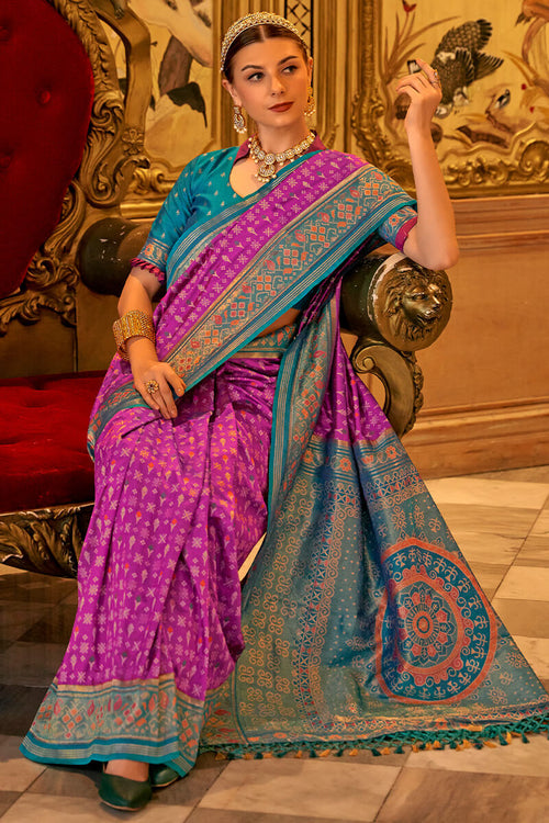 Load image into Gallery viewer, Comely Purple Soft Banarasi Silk Saree With Glorious Blouse Piece
