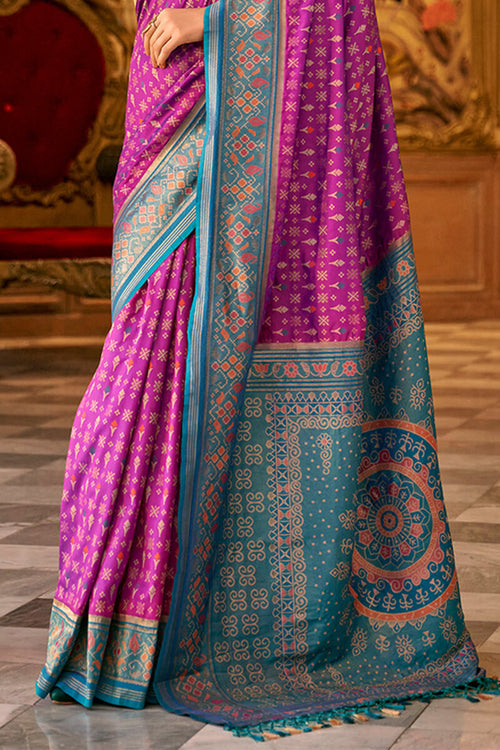 Load image into Gallery viewer, Comely Purple Soft Banarasi Silk Saree With Glorious Blouse Piece
