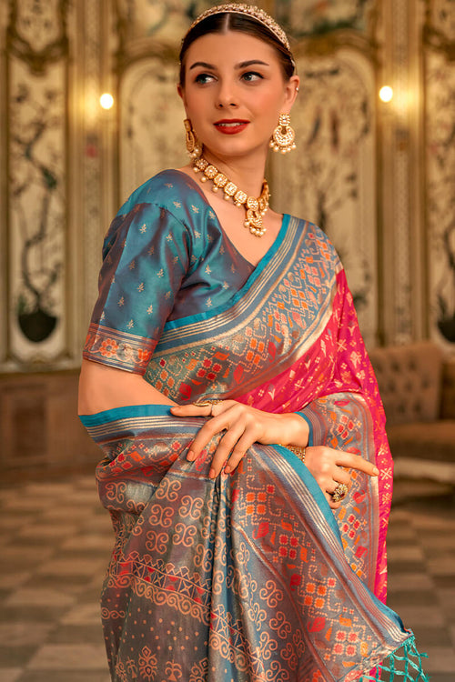 Load image into Gallery viewer, Ethnic Dark Pink Soft Banarasi Silk Saree With Flamboyant Blouse Piece
