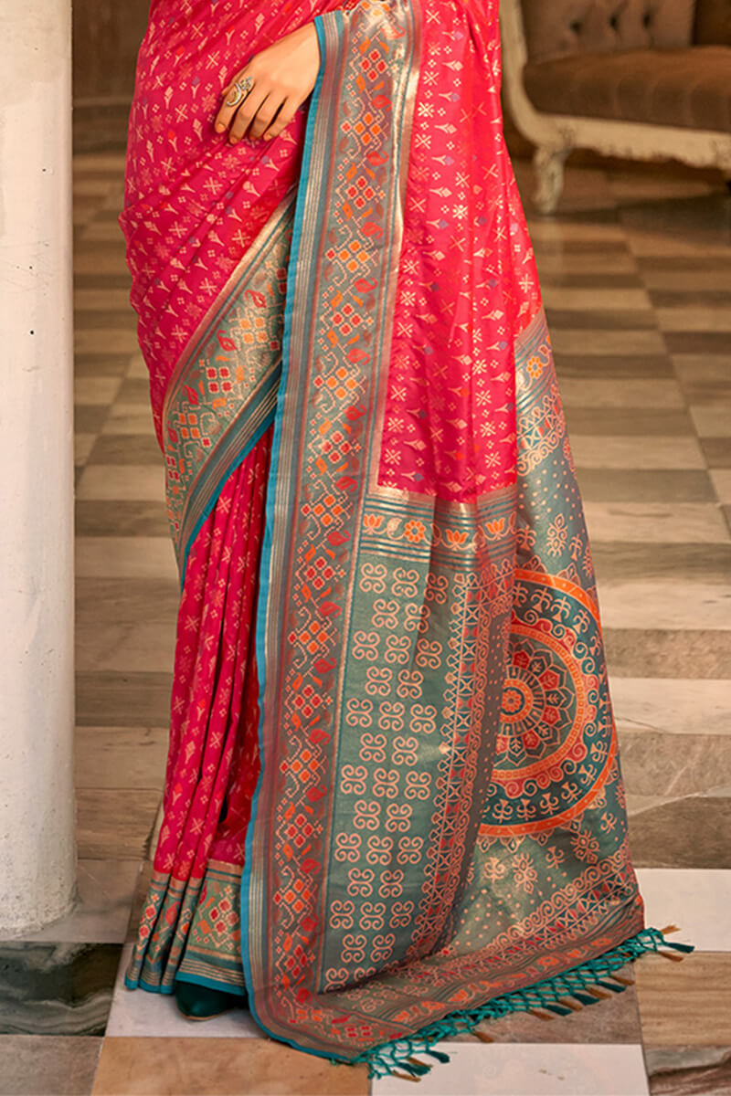 Ethnic Dark Pink Soft Banarasi Silk Saree With Flamboyant Blouse Piece