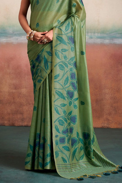 Resplendent Green Cotton Silk Saree With Flamboyant Blouse Piece