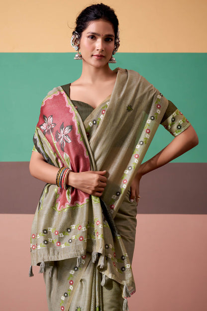 Admirable Green Pure Munga Cotton Saree With Dissemble Blouse Piece