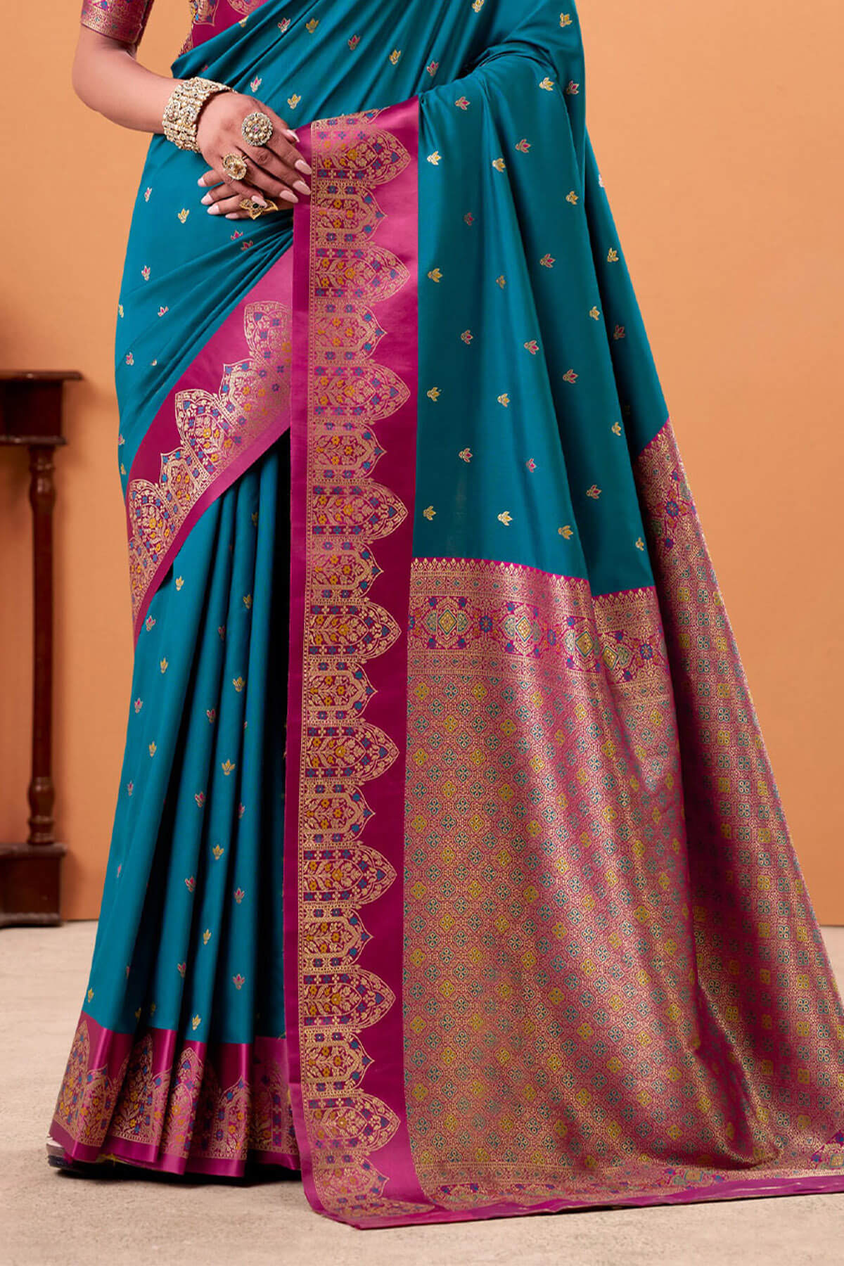 Divine Rama Banarasi Satin Silk Saree With Scintilla Blouse