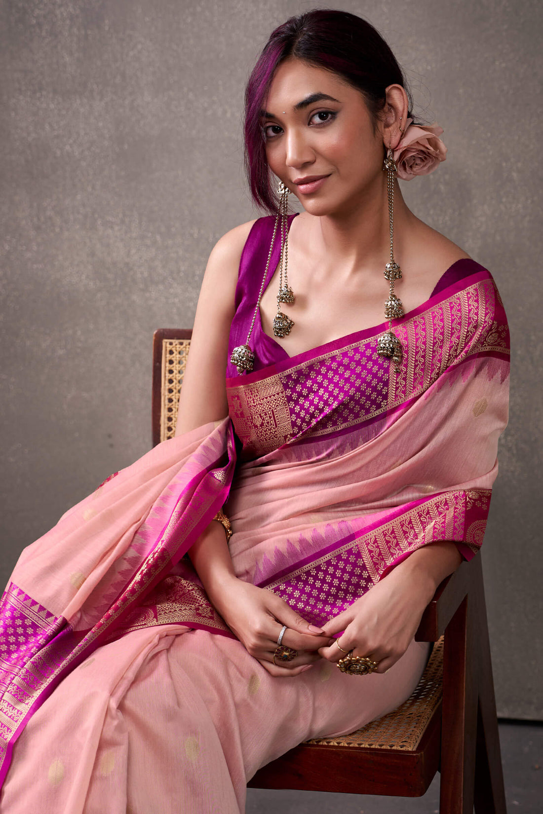 Effulgent Pink Cotton Silk Saree With Lustrous Blouse Piece