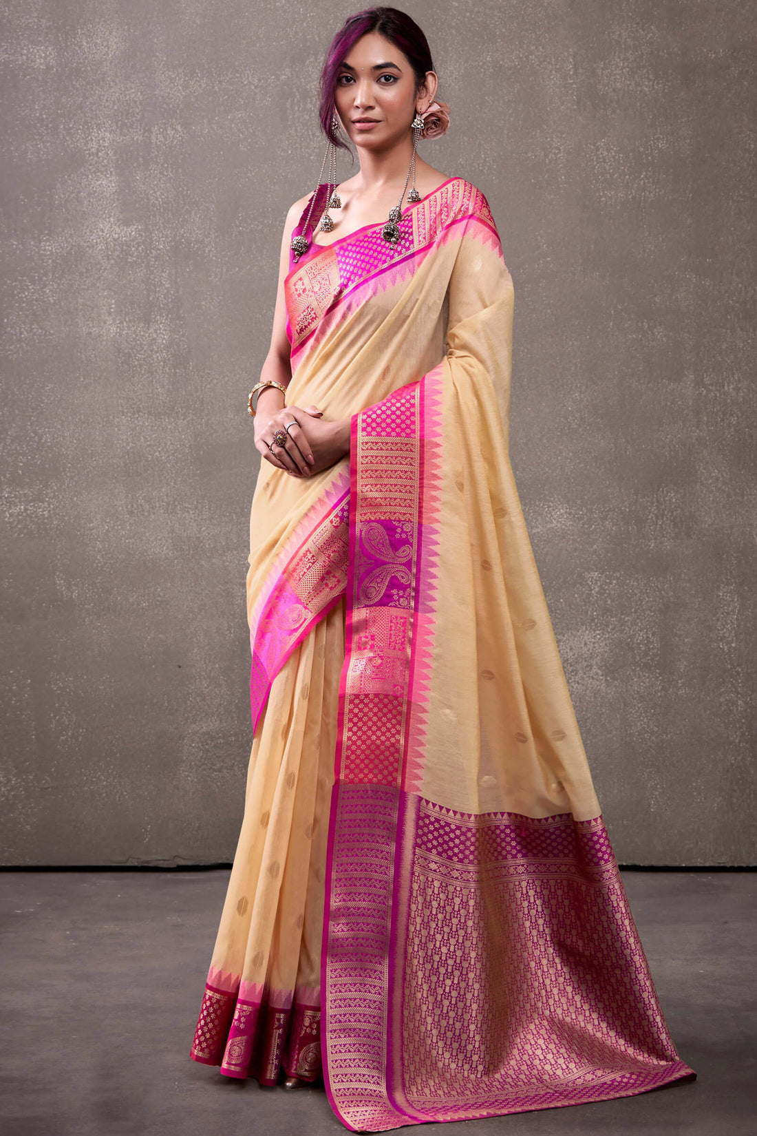 Desirable Yellow Cotton Silk Saree With Amiable Blouse Piece