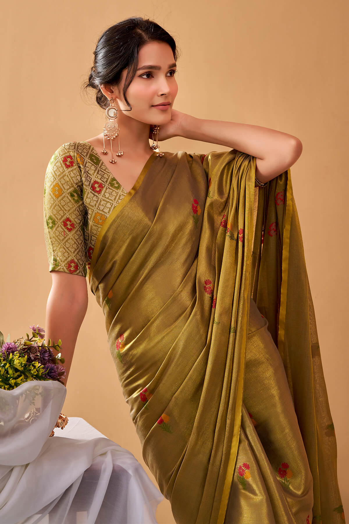 Groovy Mehndi Banarasi Tissue Silk Saree With Effulgent Blouse Piece