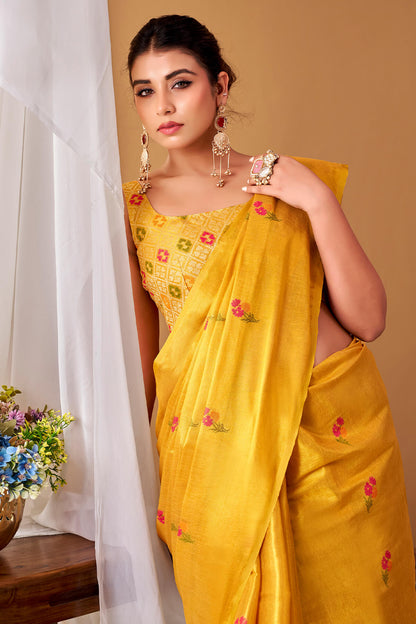 Devastating Golden Banarasi Tissue Silk Saree With Proficient Blouse Piece