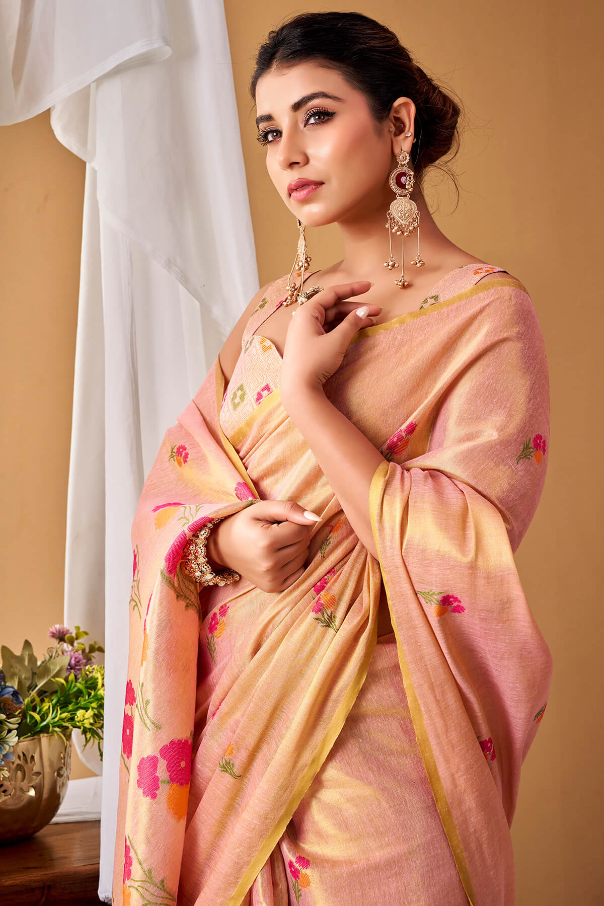 Desuetude Pink Banarasi Tissue Silk Saree With Rhapsody Blouse Piece