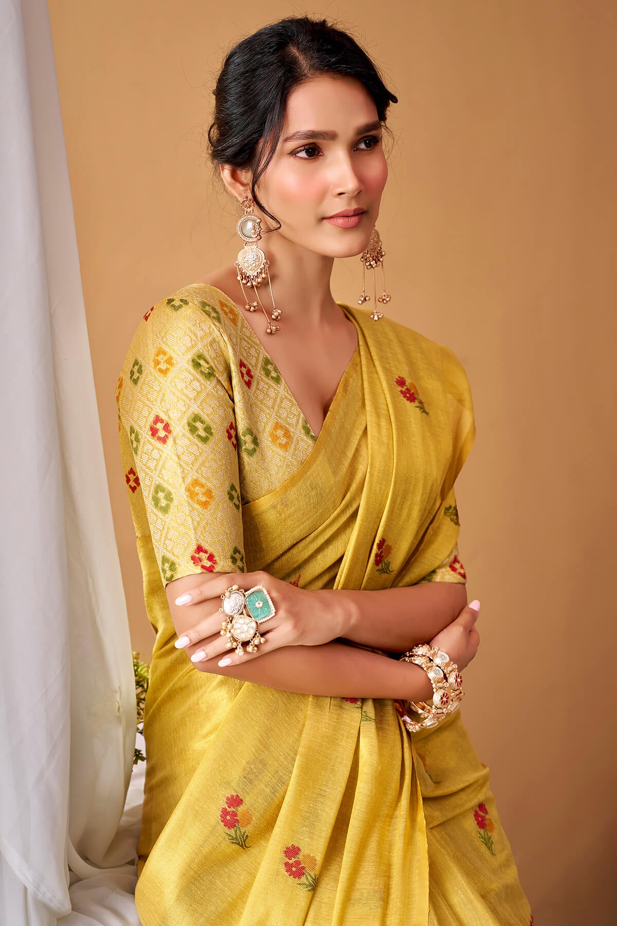 Stunning Yellow Banarasi Tissue Silk Saree With Snazzy Blouse Piece