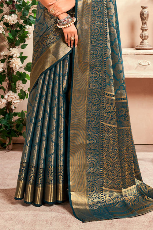 Load image into Gallery viewer, Demure Rama Kanjivaram Silk Saree With Evanescent Blouse Piece
