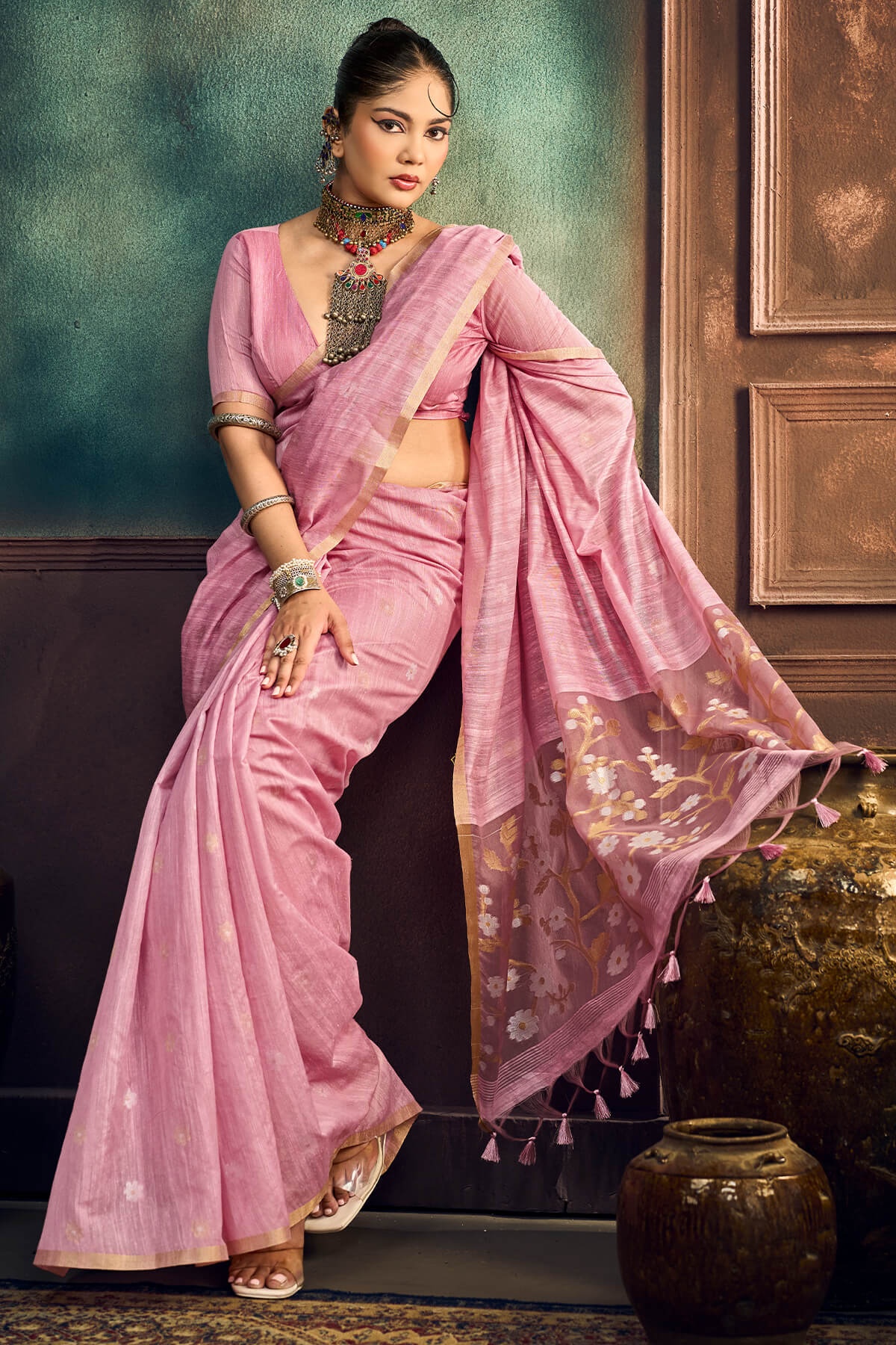 Cynosure Pink Pure Munga Cotton Silk Saree With Dissemble Blouse Piece