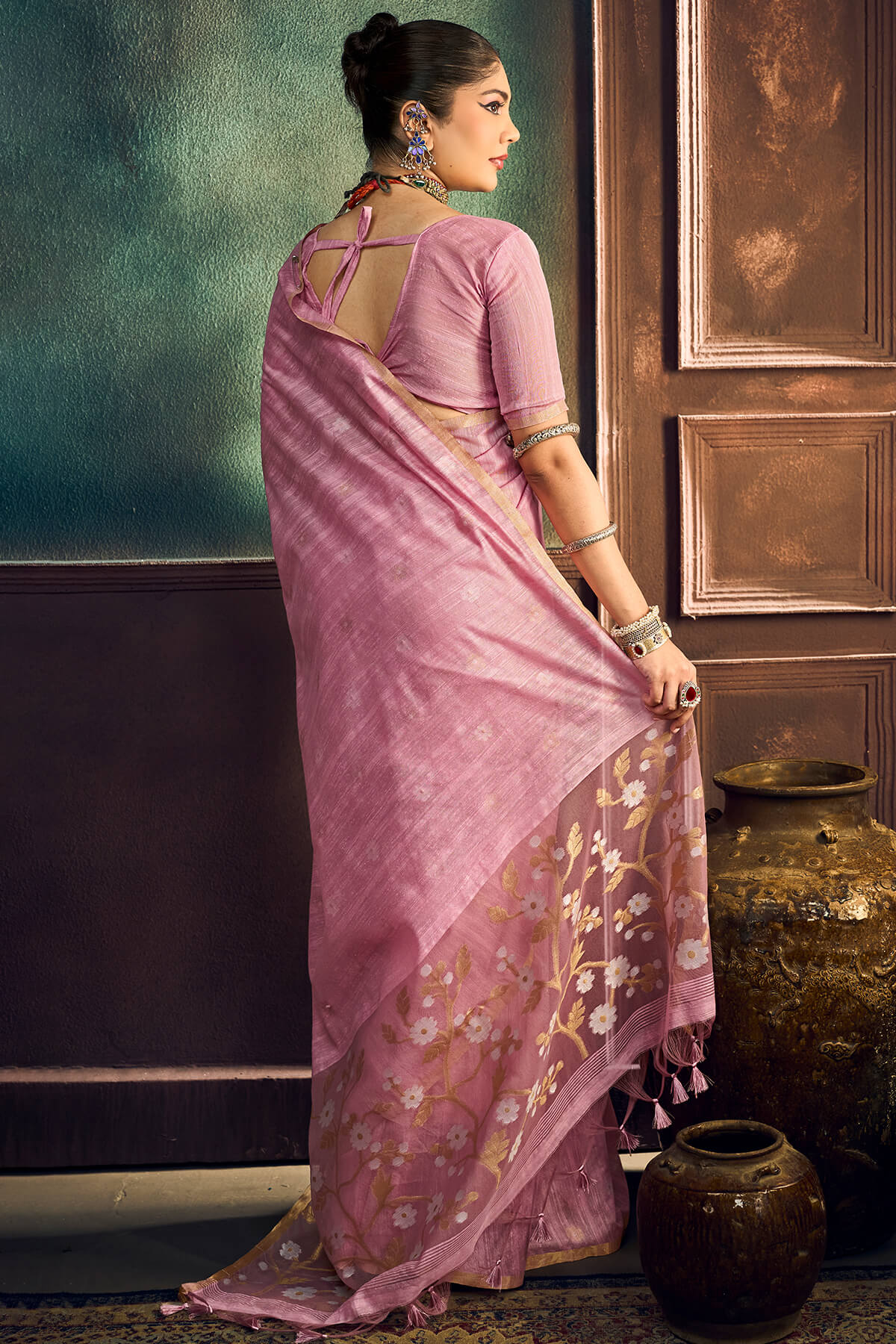 Cynosure Pink Pure Munga Cotton Silk Saree With Dissemble Blouse Piece