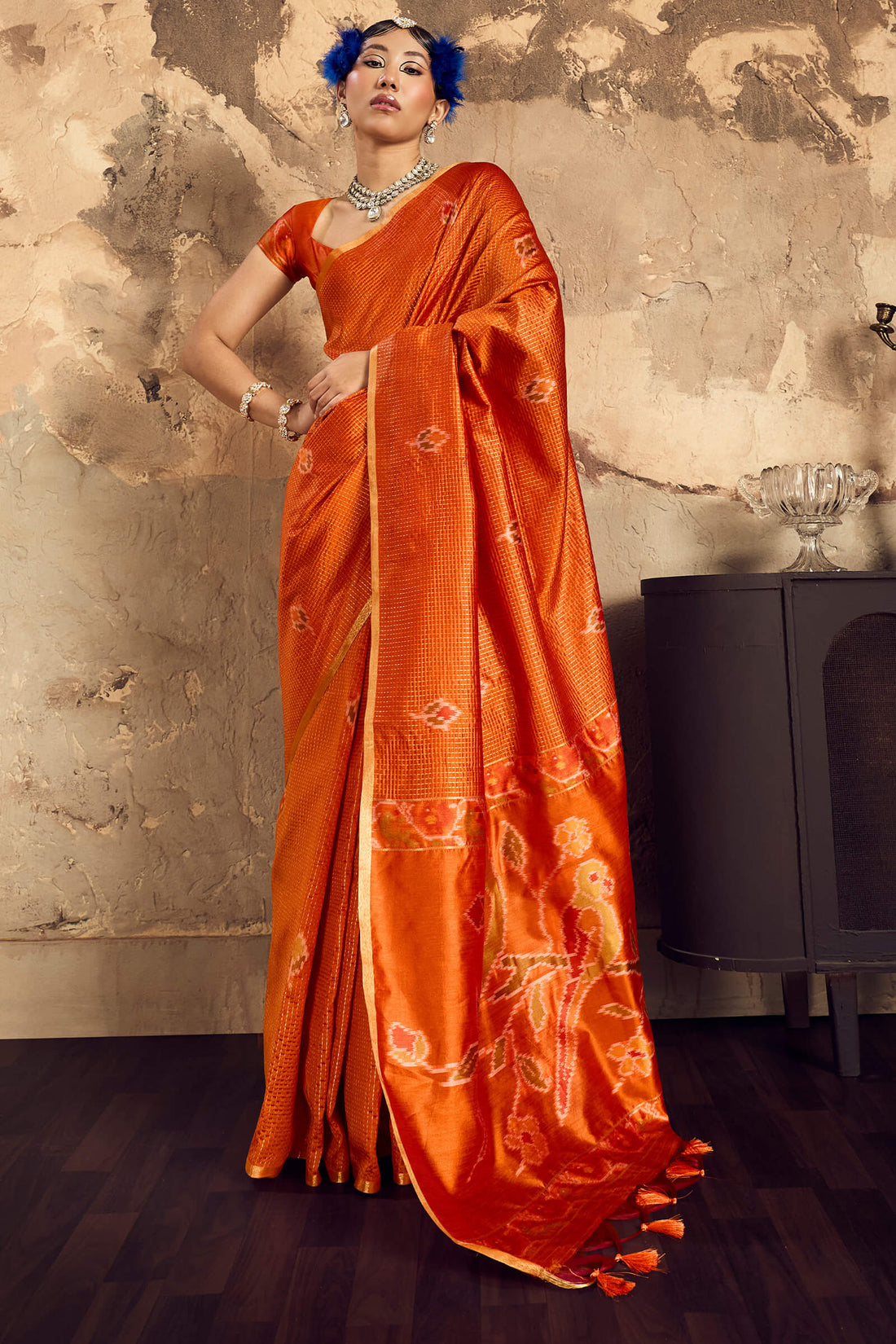 Exceptional Orange Banarasi Handloom Silk Saree With Traditional Blouse Piece