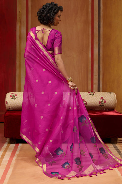 Supernal Magenta Pure Munga Cotton Saree With Conflate Blouse Piece
