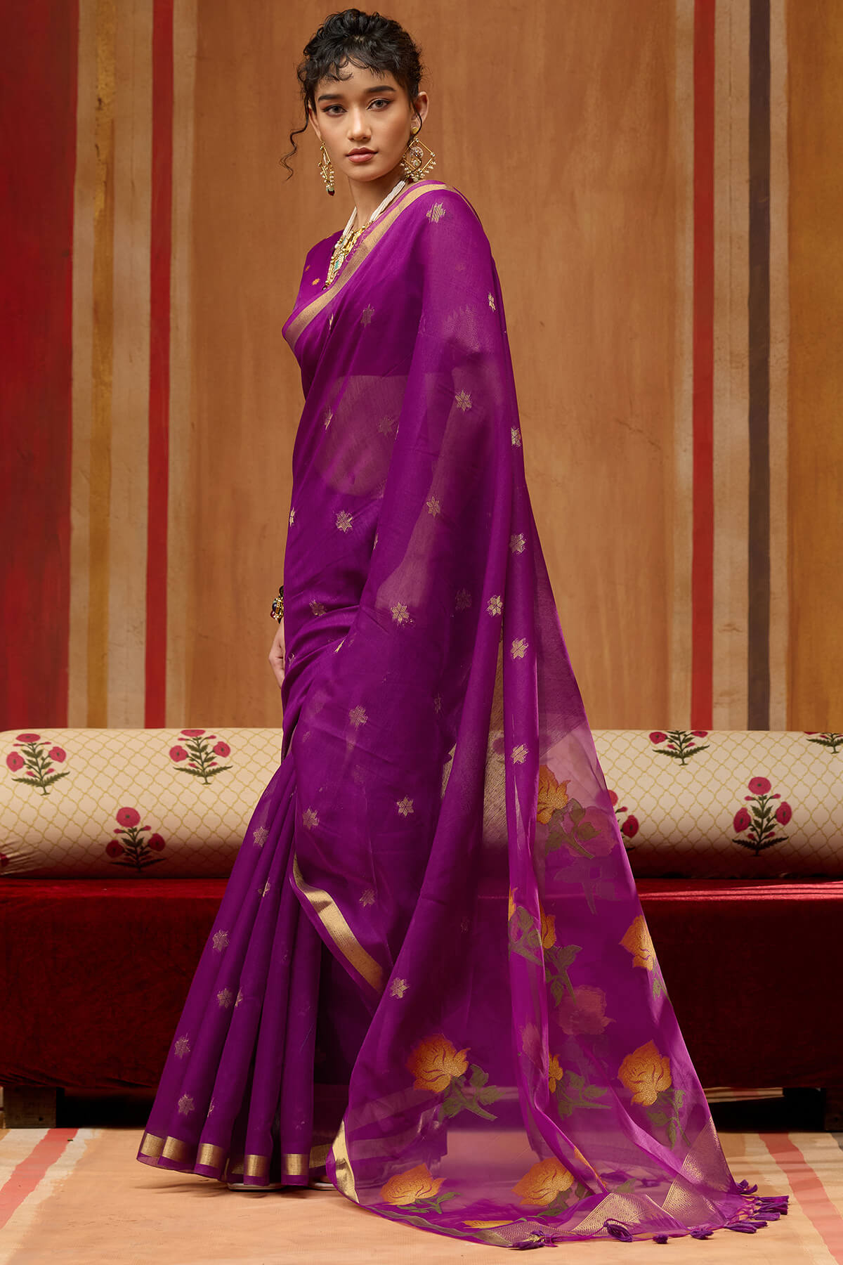 Mellifluous Purple Pure Munga Cotton Saree With Eclat Blouse Piece