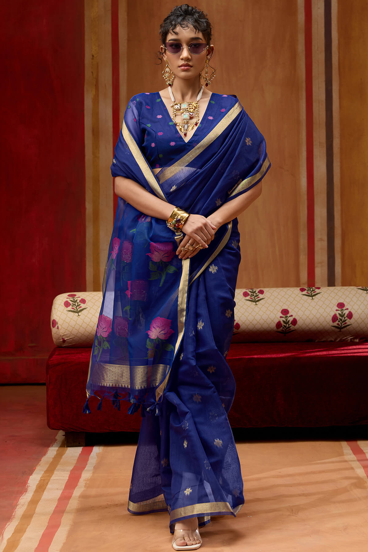 Stunning Navy Blue Pure Munga Cotton Saree With Super extravagant Blouse Piece